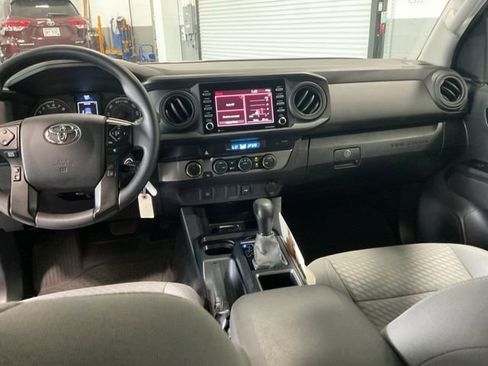 Used 2023 Toyota Tacoma SR AWD/4WD image 12