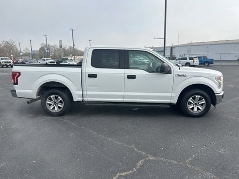 Used 2017 Ford F150 XLT image 5
