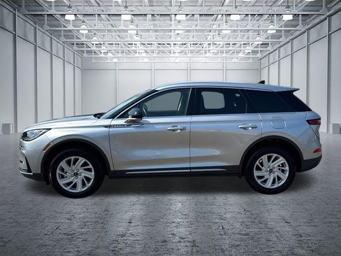 Used 2023 Lincoln Corsair FWD image 4