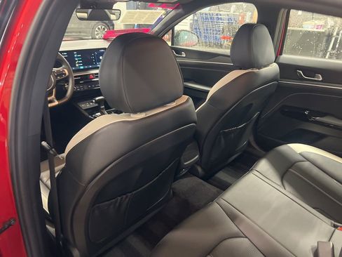 Certified 2025 Kia K5 GT-Line image 9