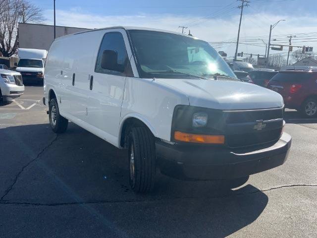 Used 2014 Chevrolet Express 2500 RWD image 4