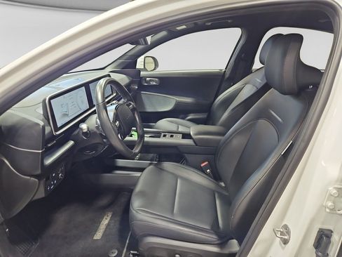 Used 2024 Hyundai Ioniq 6 SEL AWD/4WD image 19