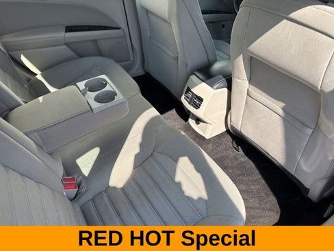 Used 2018 Ford Fusion SE image 34