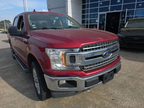 Used 2018 Ford F150 XLT w/ Equipment Group 302A Luxury image 9