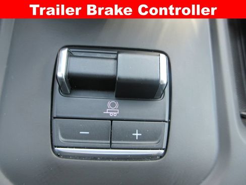 Certified 2024 GMC Sierra 1500 AT4 w/ Technology Package AWD/4WD image 20