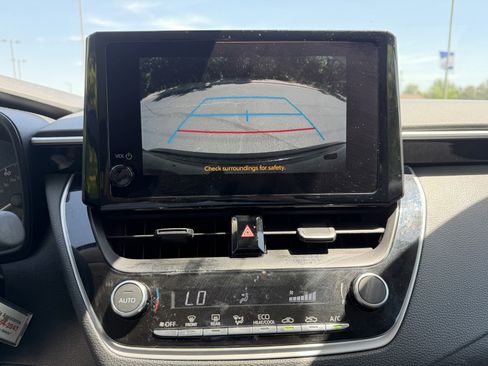 Used 2024 Toyota Corolla LE FWD image 26