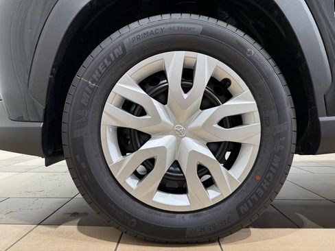 New 2026 Toyota Corolla Cross L image 9