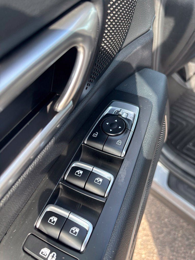 Used 2024 Kia Telluride S FWD image 12
