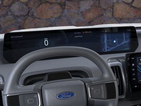 New 2025 Ford Expedition Active image 13