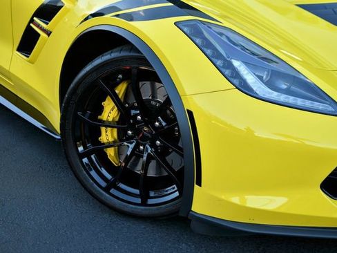 Used 2019 Chevrolet Corvette Grand Sport image 3
