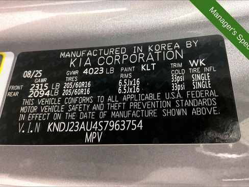 Used 2025 Kia Soul LX w/ LX Technology Package FWD image 39