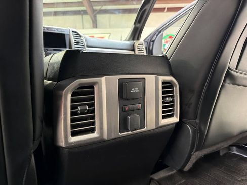 Used 2017 Ford F250 Platinum w/ Platinum Ultimate Package AWD/4WD image 34