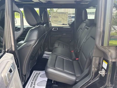 New 2025 Ford Bronco Badlands AWD/4WD image 10