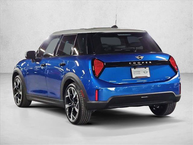 Used 2026 MINI Cooper 4-Door Hardtop FWD image 8