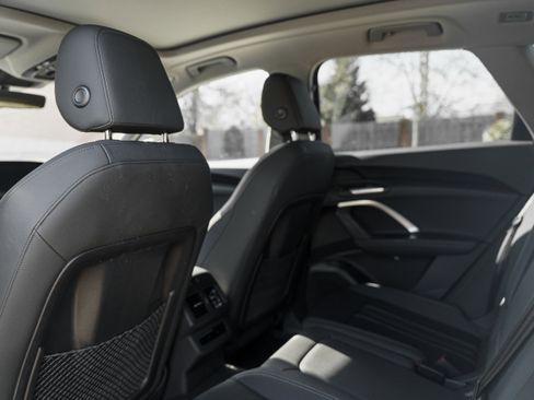 Certified 2025 Audi Q5 Premium w/ Convenience Package image 26