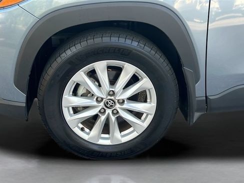 Used 2024 Toyota Corolla Cross LE FWD image 26