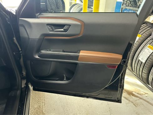 Used 2024 Ford Bronco Sport Badlands w/ Premium Package image 43