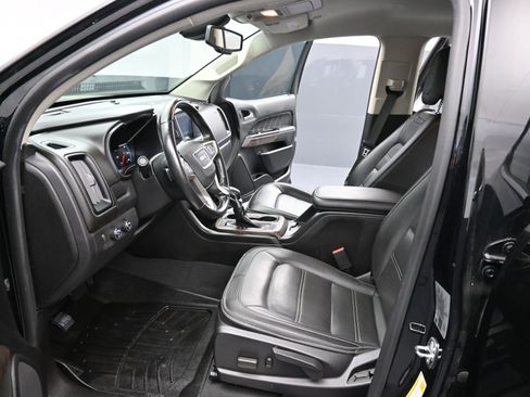 Used 2022 GMC Canyon Denali image 14