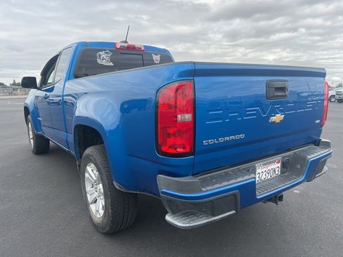 Used 2022 Chevrolet Colorado LT w/ LT Convenience Package image 7