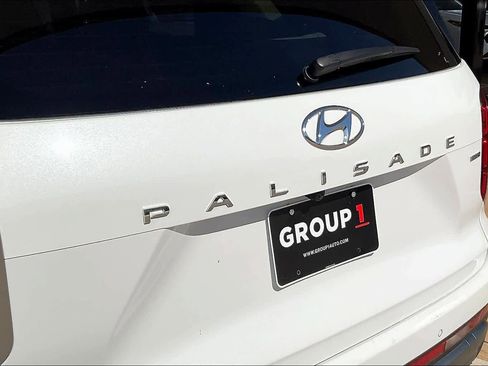 Used 2025 Hyundai Palisade Limited AWD/4WD image 11