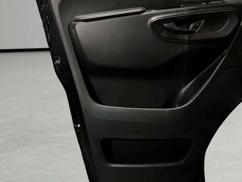 Used 2021 Mercedes-Benz Sprinter 2500 image 15