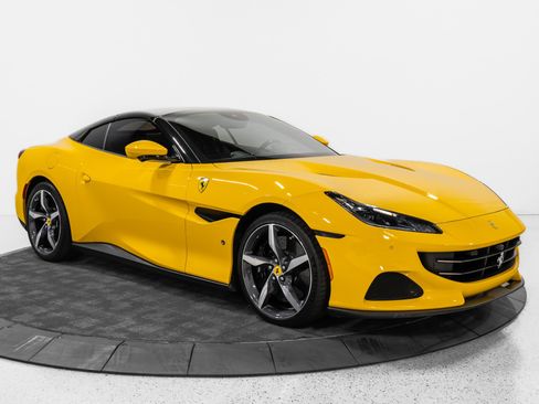 Used 2023 Ferrari Portofino M RWD image 20