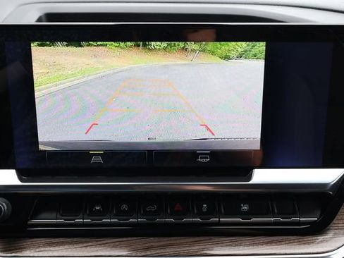 Used 2024 Chevrolet Silverado 1500 LT w/ Protection Package AWD/4WD image 12