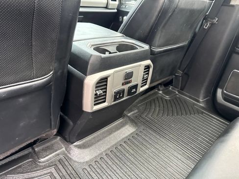 Used 2019 Ford F350 Lariat w/ Lariat Ultimate Package AWD/4WD image 10