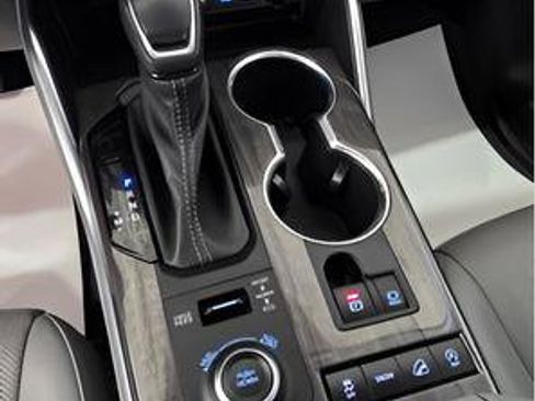 Used 2022 Toyota Highlander Limited image 22
