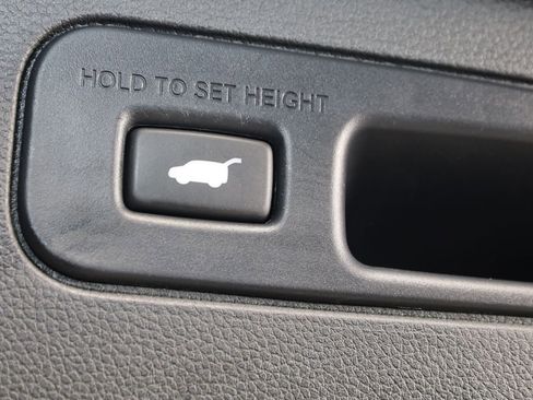 Used 2025 Honda Pilot EX-L image 51