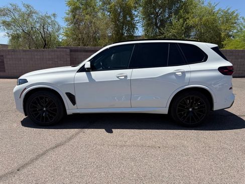 Used 2024 BMW X5 xDrive40i w/ Executive Package AWD/4WD image 8