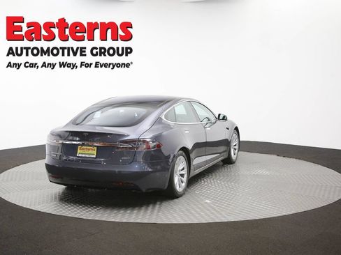 Used 2018 Tesla Model S 100D AWD/4WD image 37