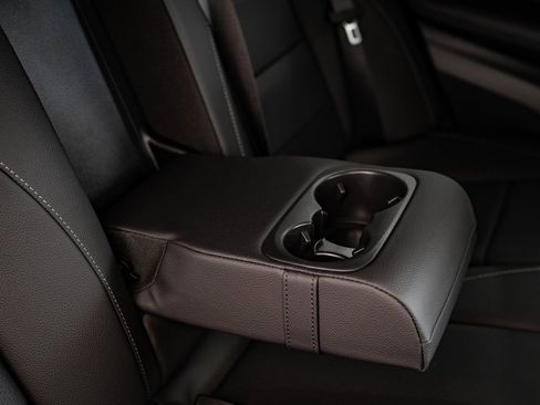 Certified 2025 Mercedes-Benz GLE 350 4MATIC image 45