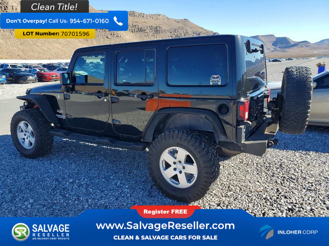 Used 2012 Jeep Wrangler Unlimited Sahara w/ Connectivity Group AWD/4WD image 3