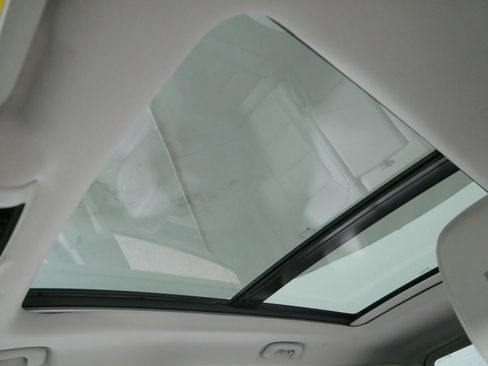 Used 2018 GMC Terrain Denali image 32