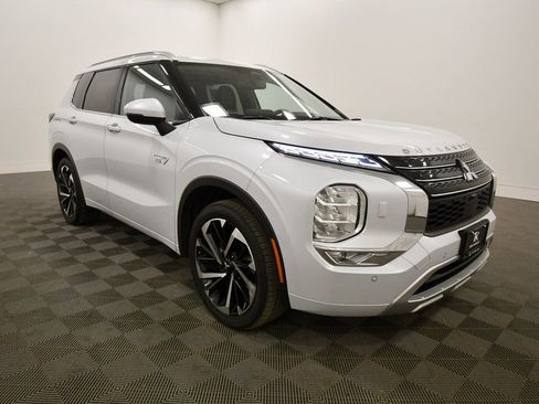 Used 2024 Mitsubishi Outlander SEL image 10