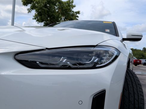 Used 2024 BMW i4 eDrive35 w/ Premium Package RWD image 3