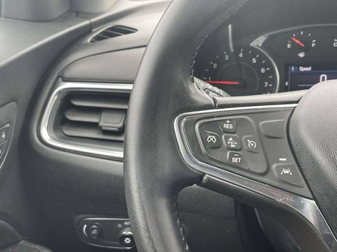 Used 2021 Chevrolet Equinox LT FWD image 23