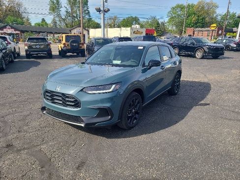 Used 2024 Honda HR-V Sport image 2