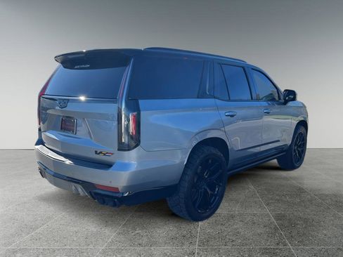 Used 2024 Cadillac Escalade V w/ Heavy-Duty Trailer Package image 6