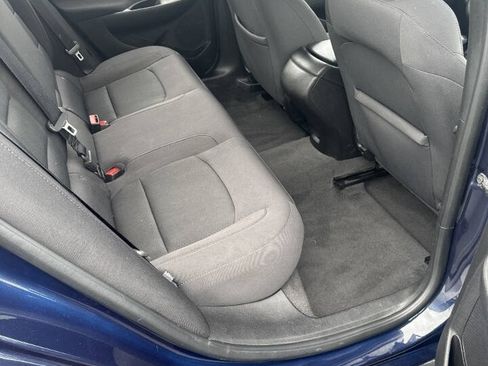 Used 2017 Chevrolet Malibu LS FWD image 13