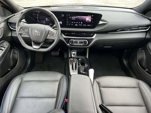 Used 2024 Buick Envista Sport Touring w/ Convenience I Package FWD image 15