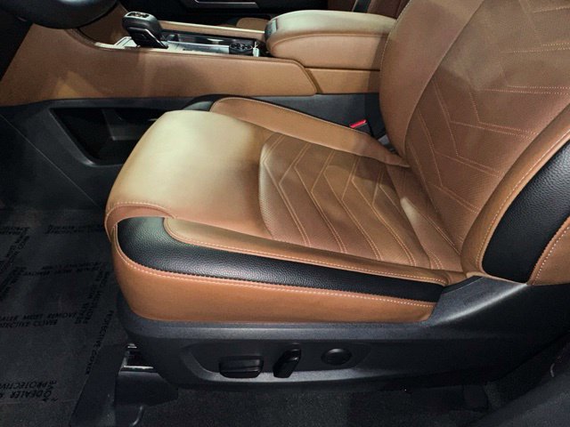 Used 2023 Nissan Pathfinder Platinum AWD/4WD image 19