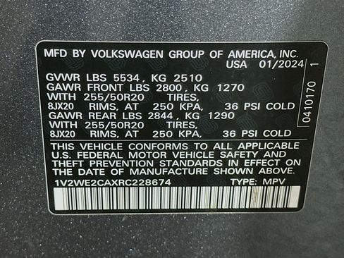 Used 2024 Volkswagen Atlas Cross Sport SE image 12