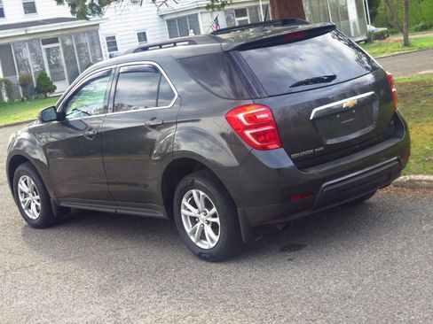Used 2017 Chevrolet Equinox LT w/ Convenience Package image 30