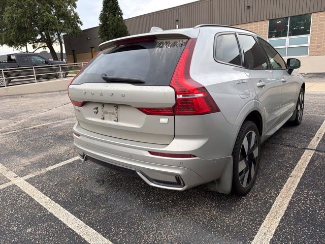 Used 2024 Volvo XC60 T8 Ultimate w/ Climate Package AWD/4WD image 5
