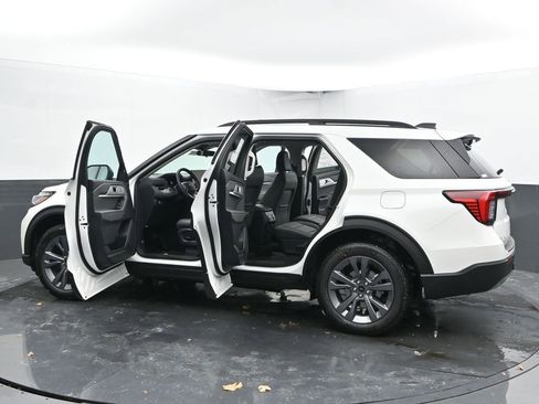 New 2026 Ford Explorer Active w/ Active Comfort Package image 53