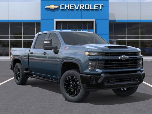 New 2026 Chevrolet Silverado 2500 Custom w/ Custom Blackout Package image 18