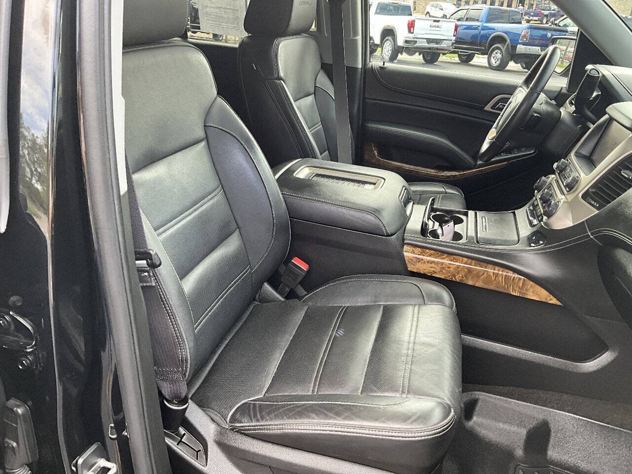 Used 2015 GMC Yukon Denali w/ Premium Package AWD/4WD image 13