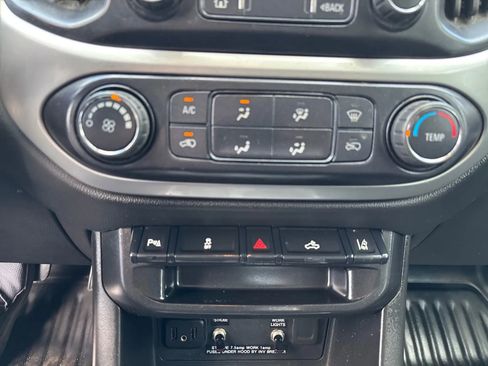 Used 2022 Chevrolet Colorado LT w/ Fleet Safety Package RWD image 15